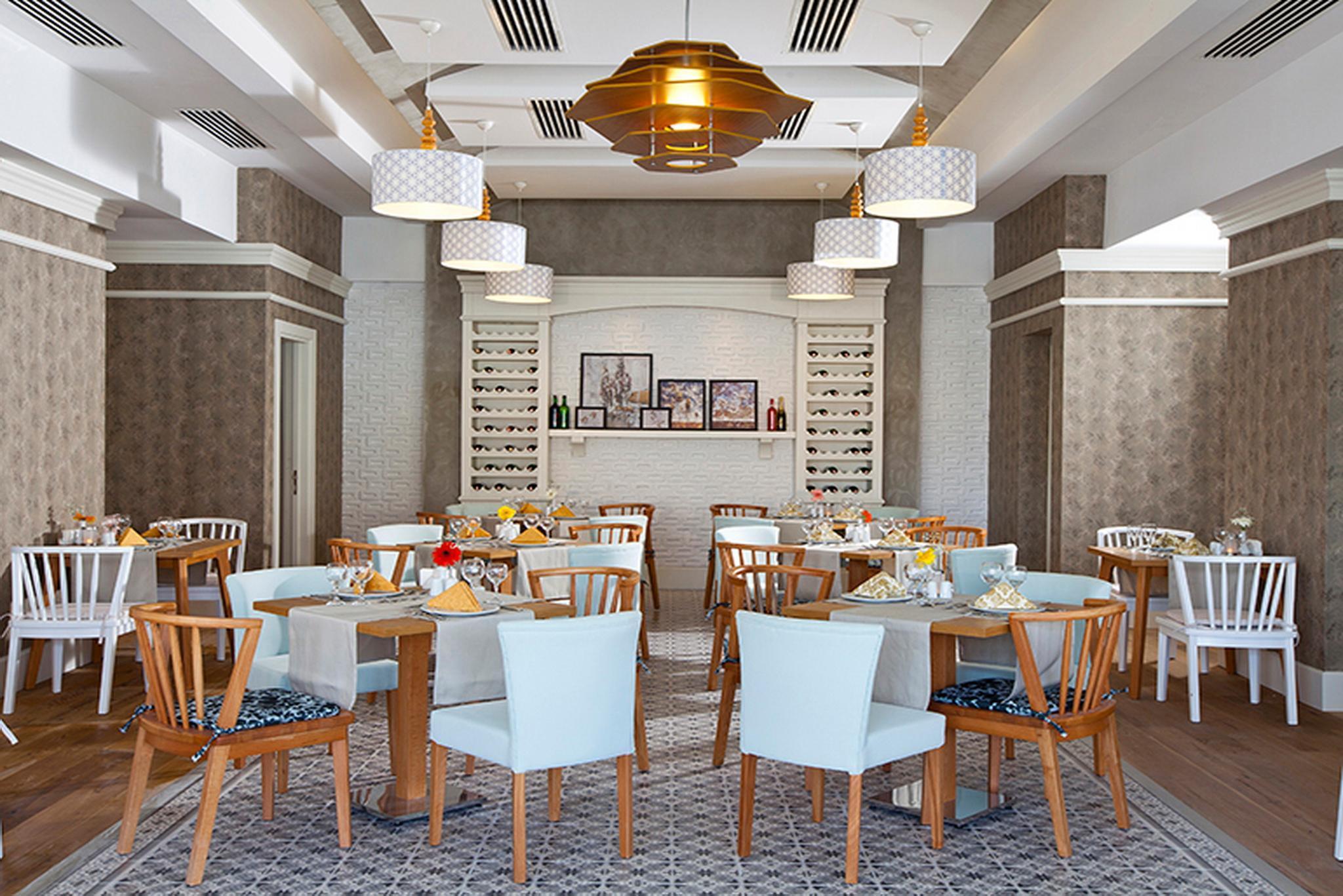 Grand Park Lara Hotel Antalia Esterno foto