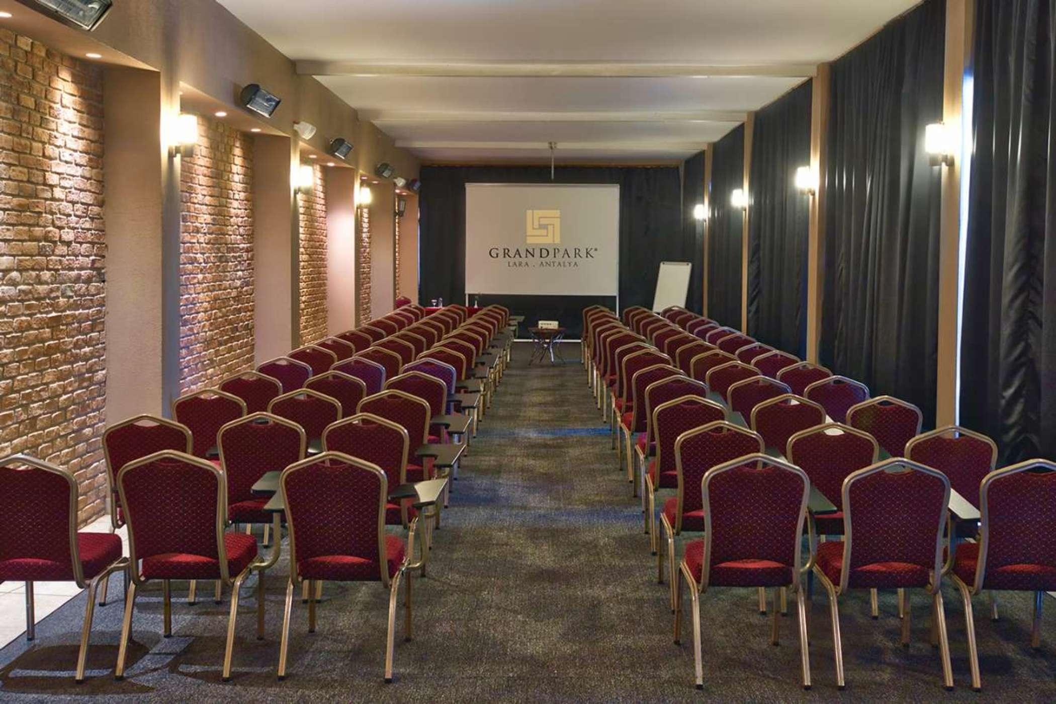 Grand Park Lara Hotel Antalia Esterno foto