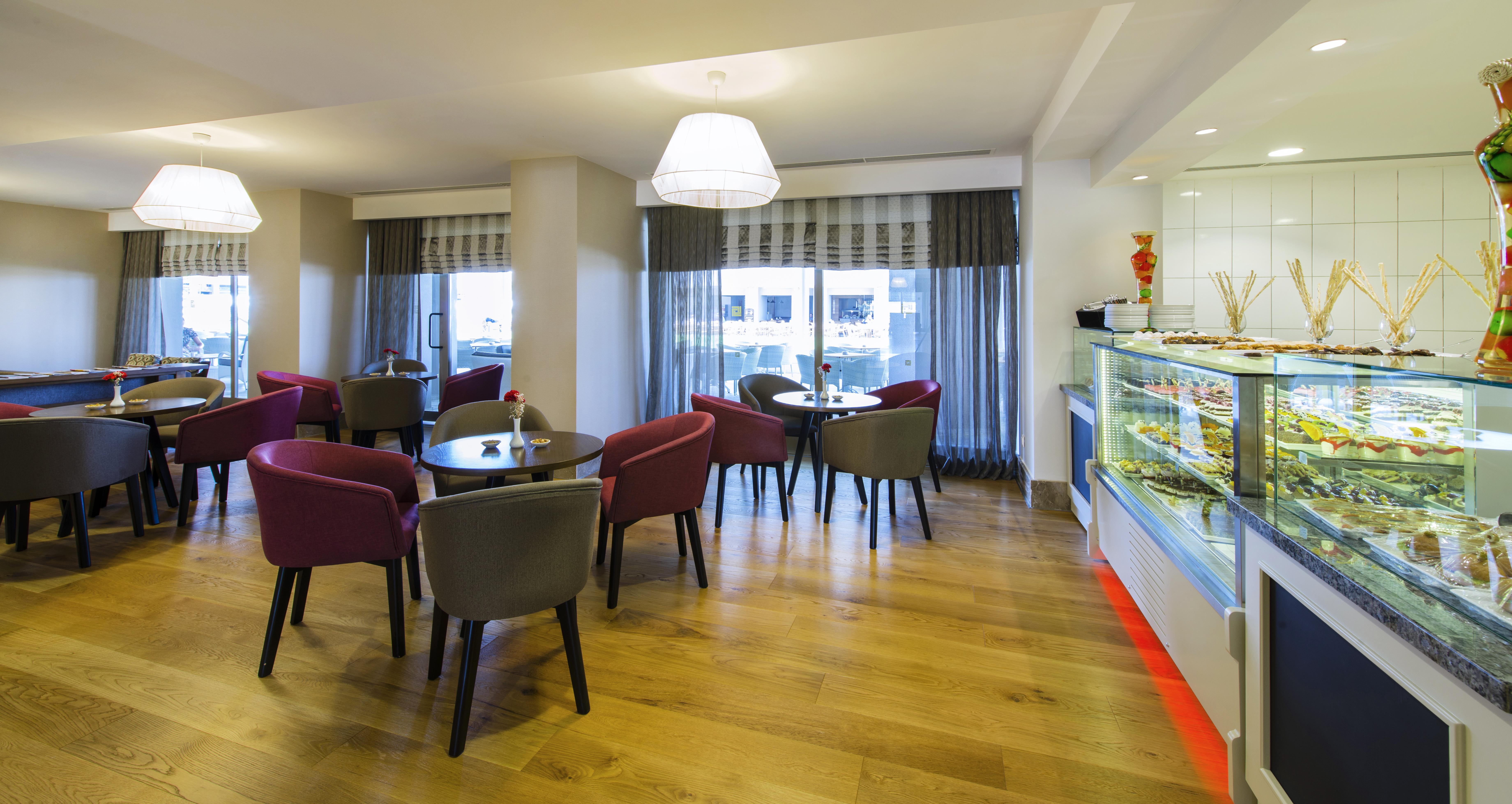 Grand Park Lara Hotel Antalia Esterno foto