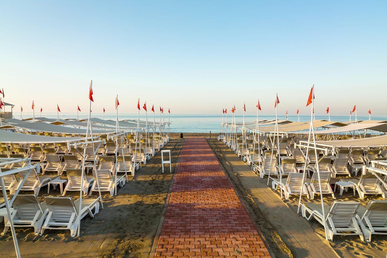 Grand Park Lara Hotel Antalia Esterno foto